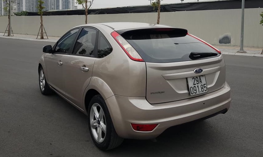 xe ford focus cũ - Hình 4