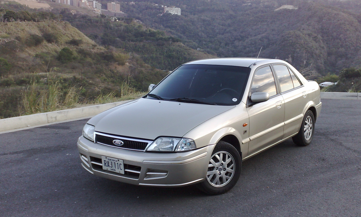 xe ford laser - Hình 4