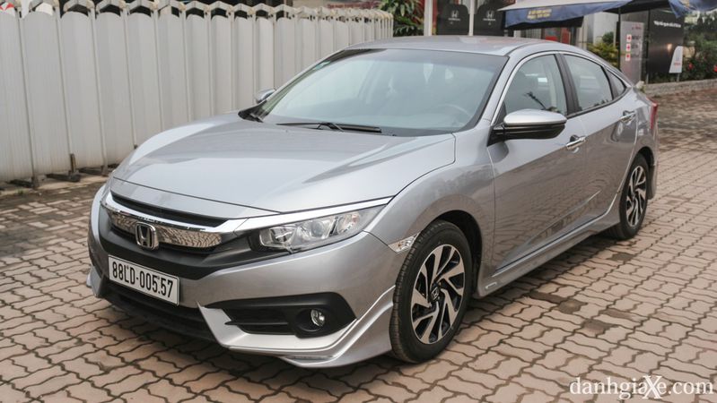 xe honda civic 1.8 e 2018 - Hình 4