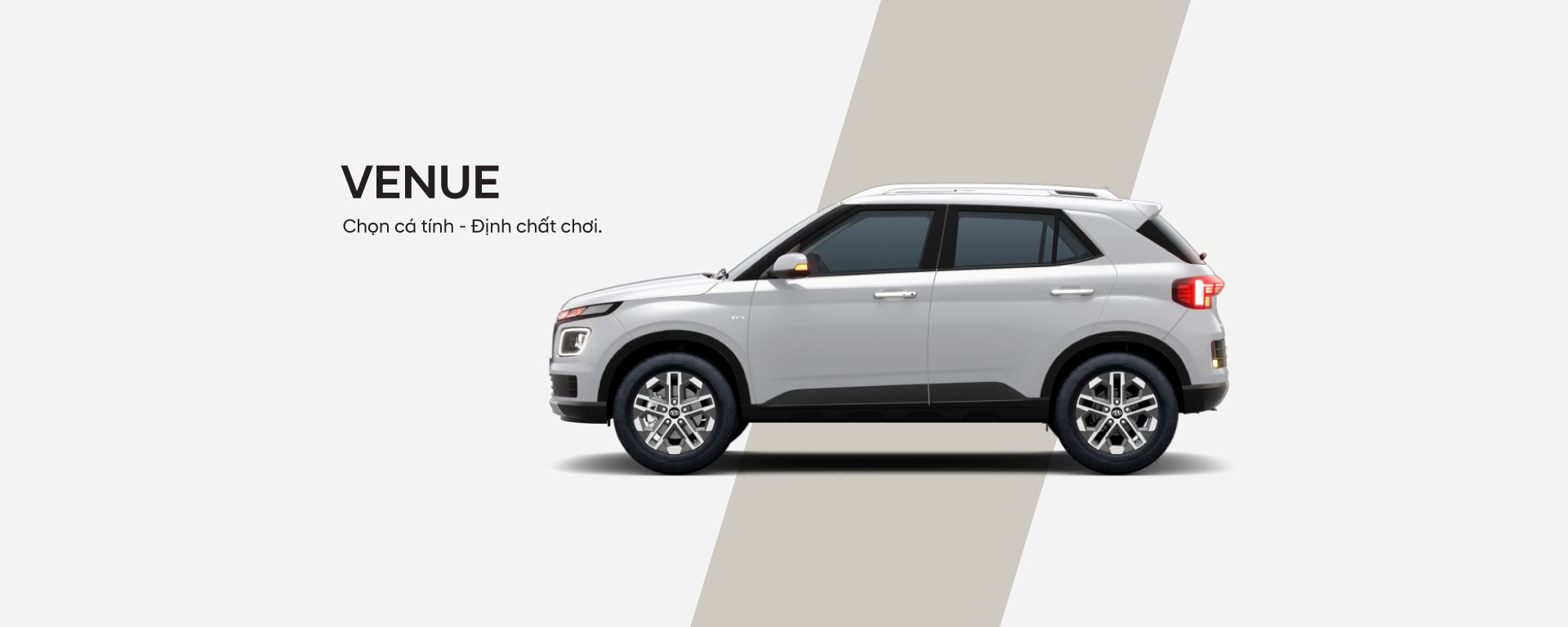 xe hyundai 5 chỗ - Hình 3