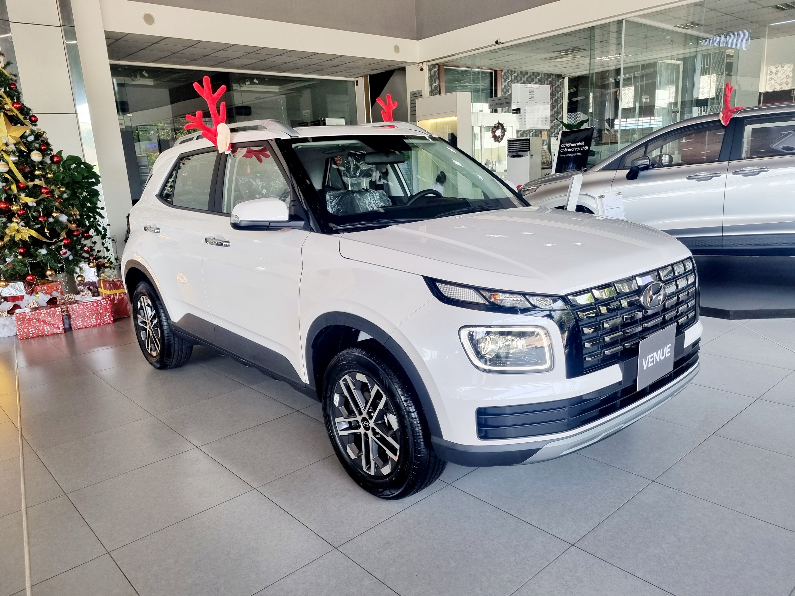 xe hyundai venue - Hình 3