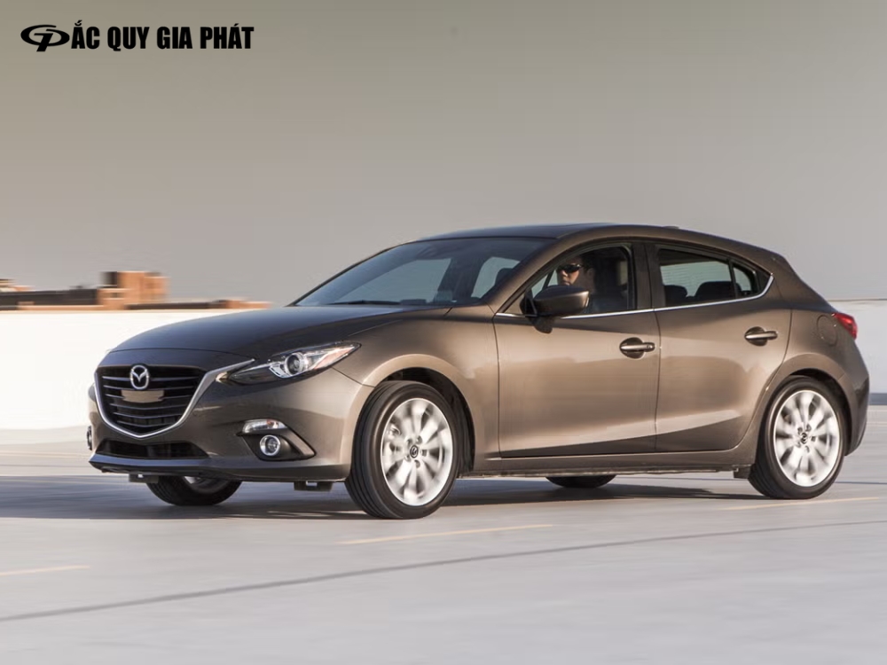 xe mazda 3 màu nâu đất - Hình 5