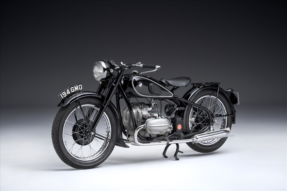 xe môtô bmw cổ điển