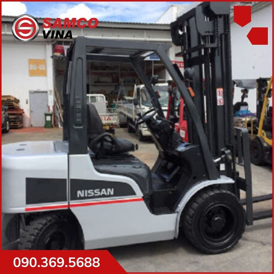 xe nâng nissan 2 5 tấn - Hình 4