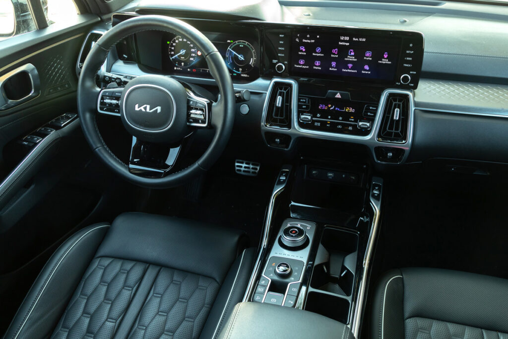 2023 kia sorento interior - Hình 1