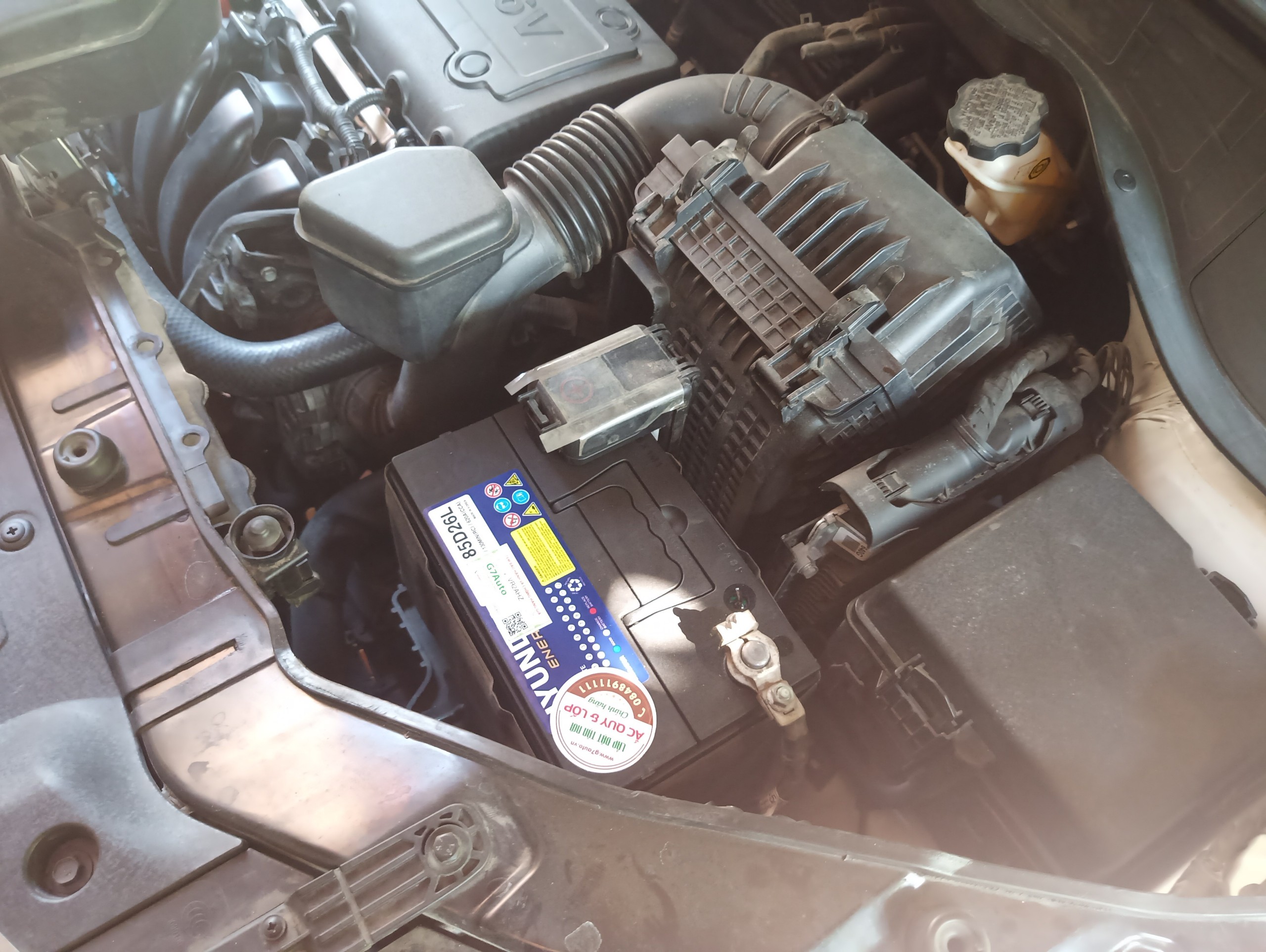 Ắc Quy Xe Kia Sorento: Hướng Dẫn Toàn Diện Từ Chuyên Gia 4 ắc quy xe kia sorento - Hình 2