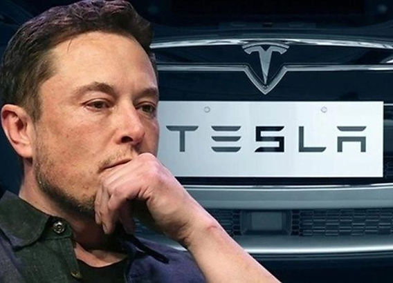 ai là người sáng lập hãng ô tô tesla?