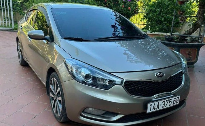 giá kia k3 2015 - Hình 4