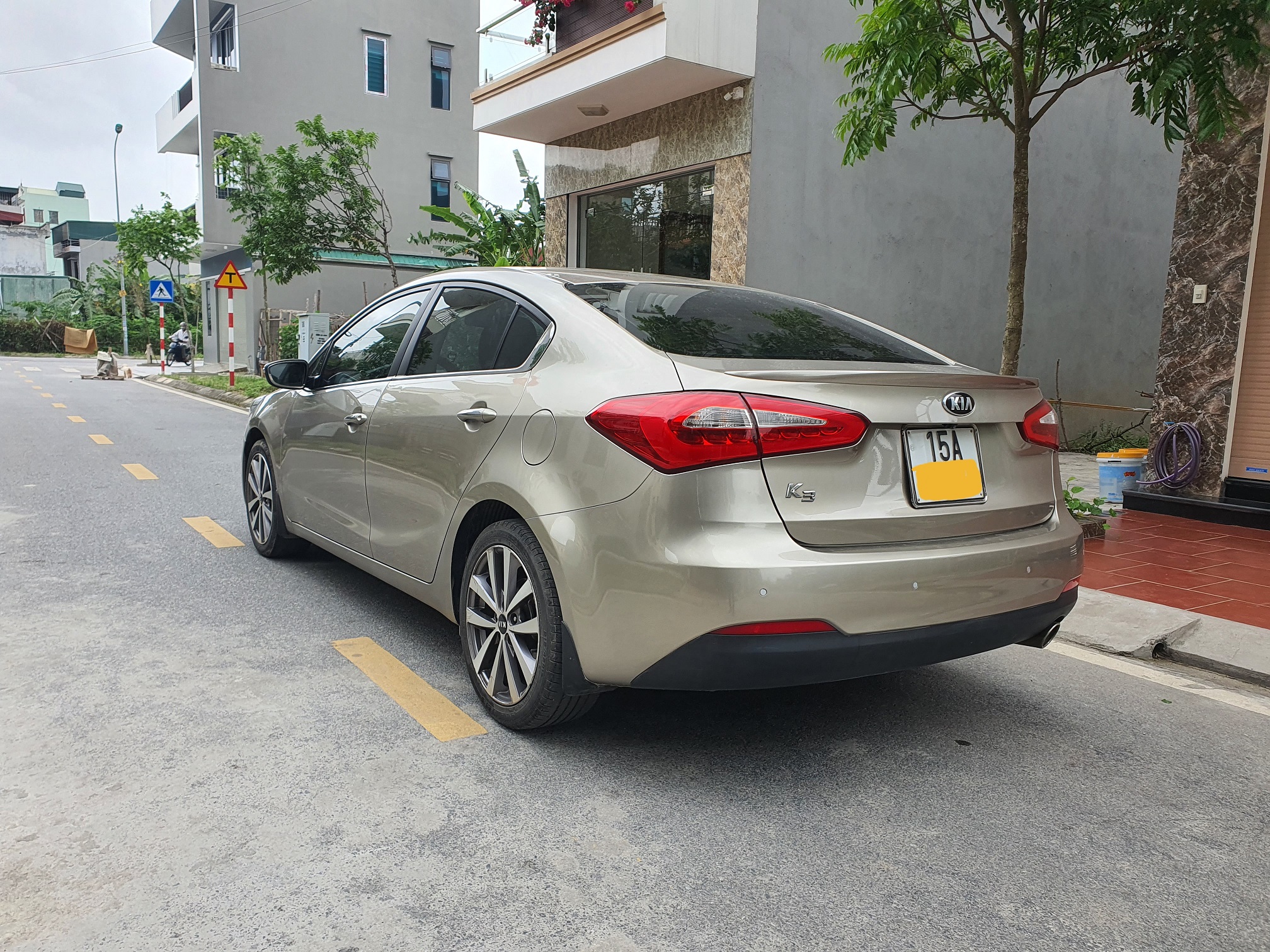 kia k3 2014 thông số kỹ thuật - Hình 2
