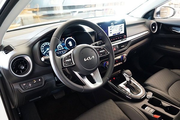 kia k3 2022 nội thất - Hình 2