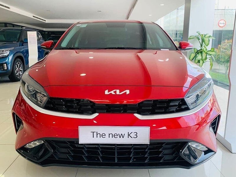kia k3 bản luxury - Hình 4