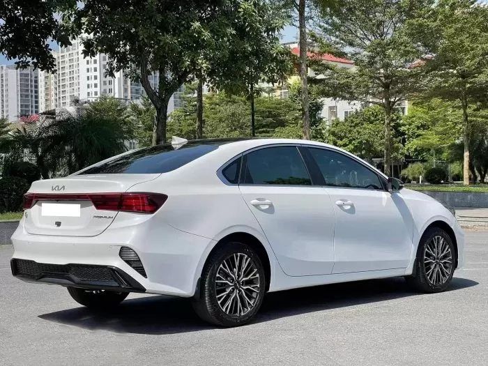 kia k3 luxury trắng - Hình 5