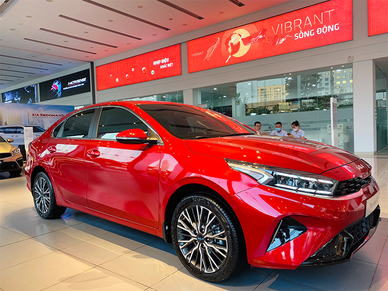 kia k3 màu đỏ - Hình 5