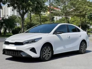 kia k3 màu trắng