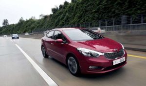 kia k3 ra mắt năm nào
