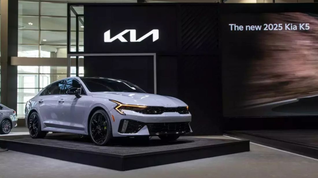 kia k5 2025 lăn bánh - Hình 3
