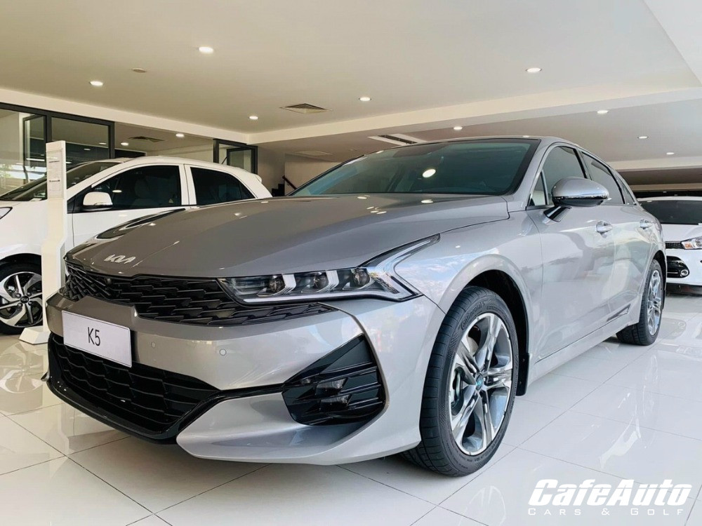 kia k5 xám - Hình 4