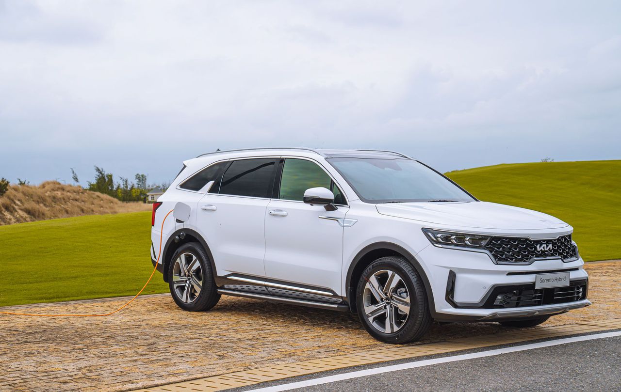 kia sorento phev cận cảnh - Hình 2
