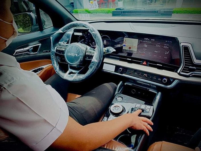 kia sportage màn hình sau vô lăng - Hình 2