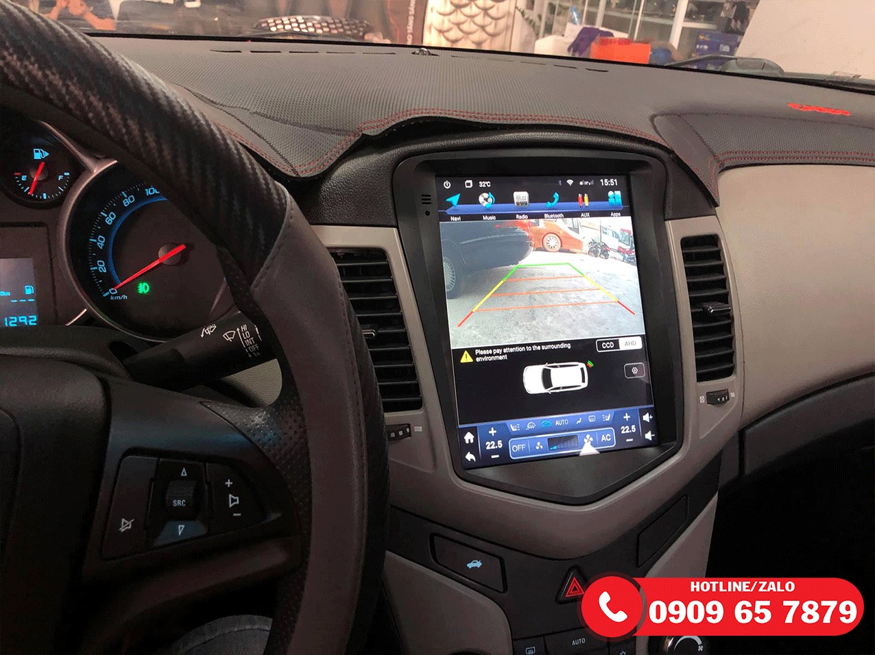 màn hình tesla cho cruze - Hình 5