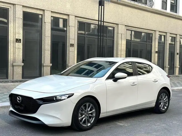 Khám Phá Chi Tiết Về Dòng Xe Mazda 3 Hatchback Thế Hệ Mới