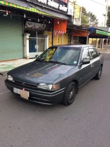 Mazda 323 Đời 1995: Cái Nhìn Toàn Diện Về Dòng Xe Hatchback Đáng Nhớ