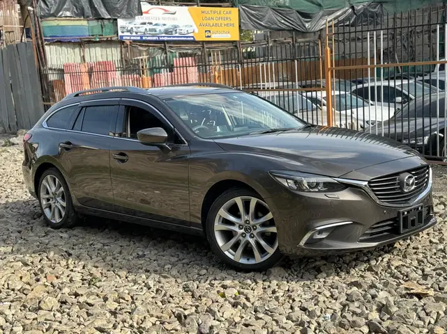 Tìm Hiểu Chi Tiết Về Mazda Atenza: Mẫu Sedan Biểu Tượng Của Mazda