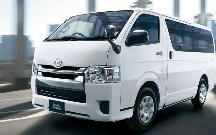 Đánh Giá Chi Tiết Mazda Bongo Brawny: Van Đa Năng Cho Công Việc Và Gia Đình