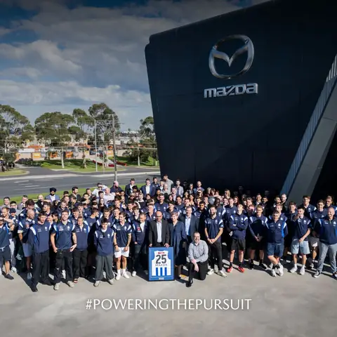 Mazda Careers: 5 Lĩnh Vực Nghề Nghiệp Hấp Dẫn Cho Người Yêu Xe Ô Tô Mazda Careers: 5 Lĩnh Vực Nghề Nghiệp Hấp Dẫn Cho Người Yêu Xe Ô Tô