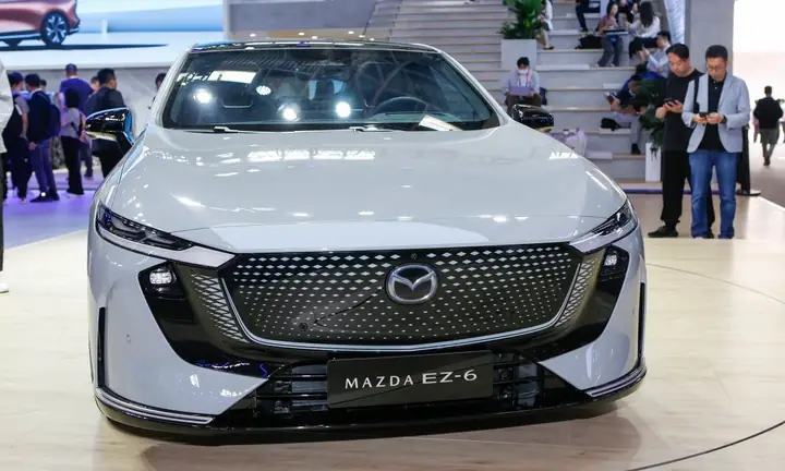 Động Cơ Mazda Skyactiv: Công Nghệ Vượt Trội Và Bí Quyết Bảo Dưỡng