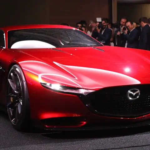Mazda Gentleman: Tinh Hoa Của Sự Lịch Lãm Và Công Nghệ