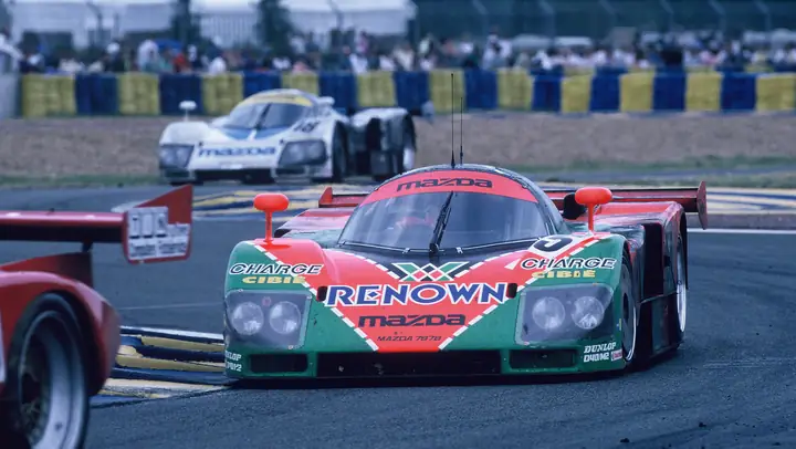 Top 5 Lý Do Nên Sở Hữu Xe Mazda Trong Nhiều Năm Top 5 Lý Do Nên Sở Hữu Xe Mazda Trong Nhiều Năm