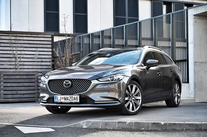 Mazda Karavan Là Gì? Tổng Quan Về Xe Mazda Dùng Cho Du Lịch Mazda Karavan Là Gì? Tổng Quan Về Xe Mazda Dùng Cho Du Lịch