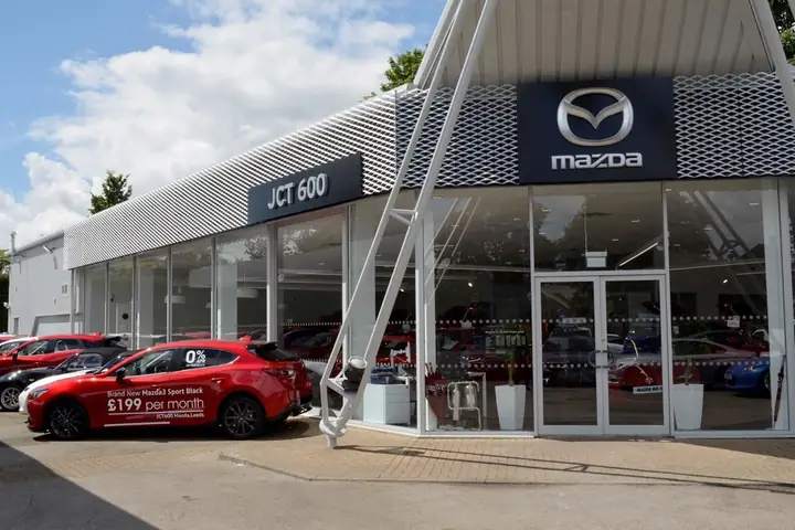 Mazda Leeds - Top 5 Dòng Xe Mazda Đáng Mua Nhất 2026