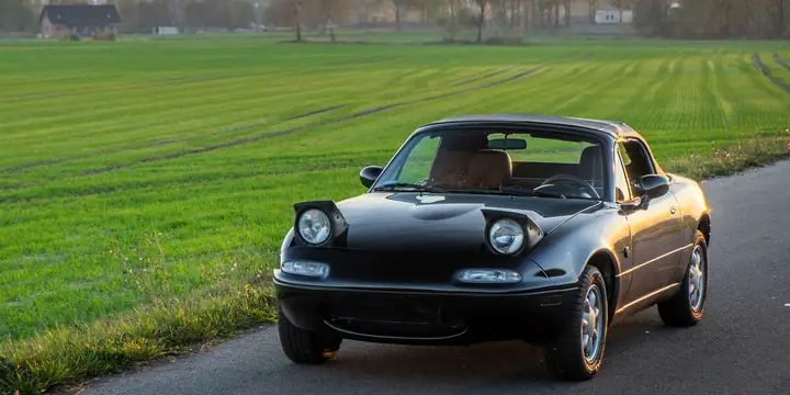 Mazda Miata Na: Cái Nhìn Toàn Diện Về Chiếc Roadster Huyền Thoại