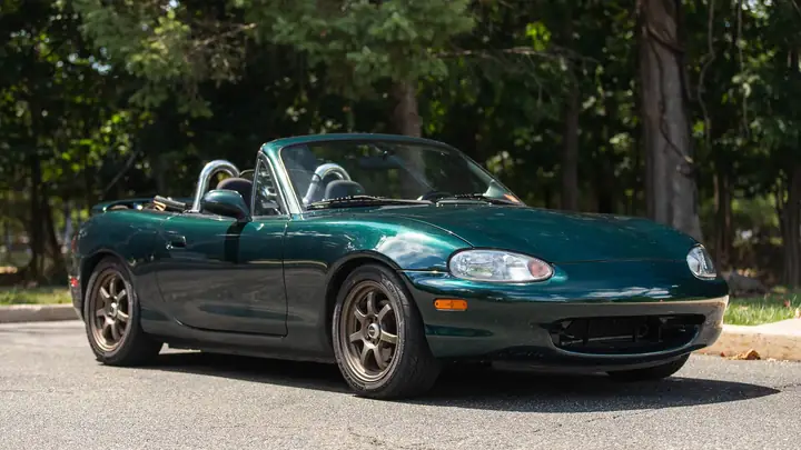Mazda Nb: Tổng Quan Toàn Diện Về Thế Hệ Thứ Hai Của Mx-5 Miata