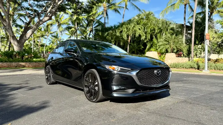 Đánh Giá Mazda Tại Oahu: Dòng Xe Nào Phù Hợp Nhất Với Đời Sống Đảo Ngọc?