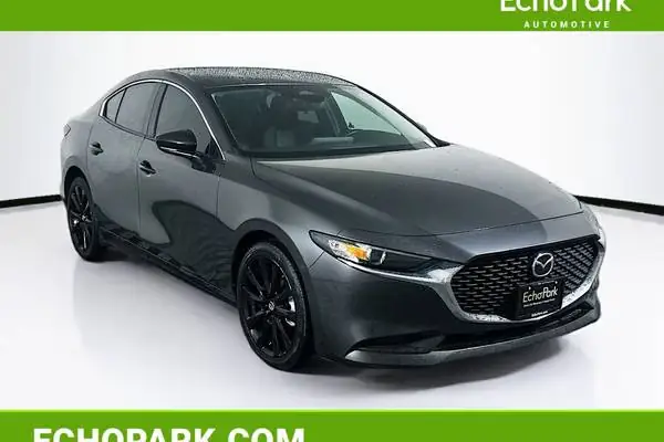 Đánh Giá Tổng Hợp Mazda Roanoke: Tìm Hiểu Chi Tiết Dòng Xe Được Mong Đợi Này