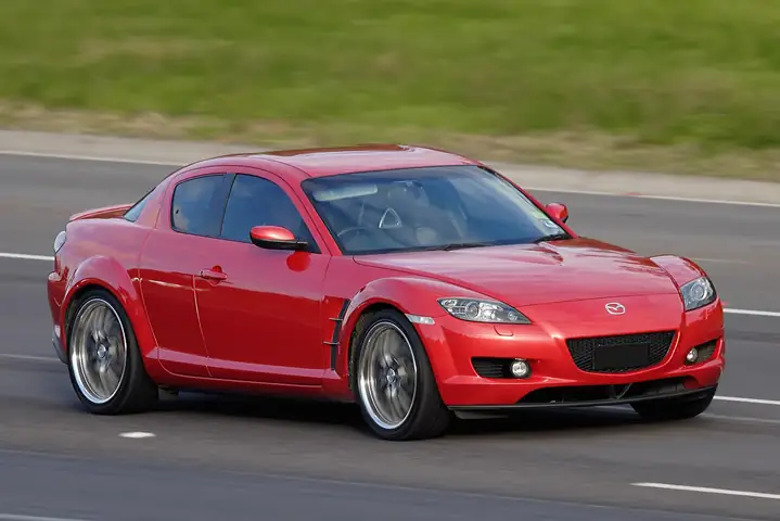 Đánh Giá Mazda Rx8: Huyền Thoại Động Cơ Xoay Wankel Độc Bản