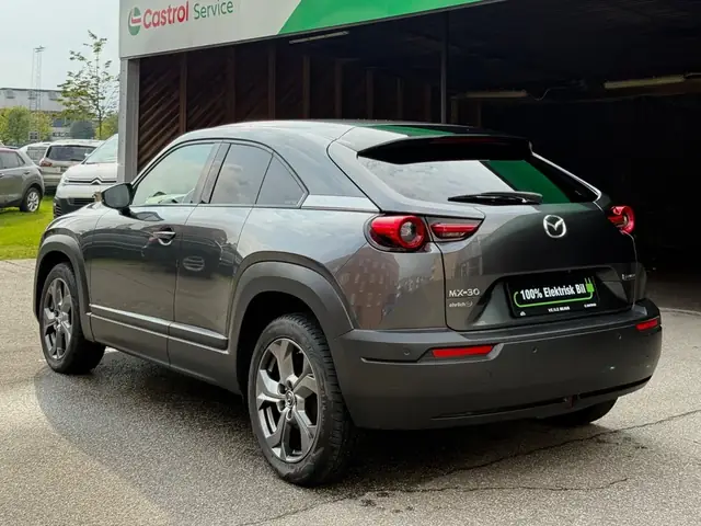 Đánh Giá Chi Tiết Mazda Cx-5 2026: Có Xứng Đáng Là Suv Hạng Sang Giá Tốt?