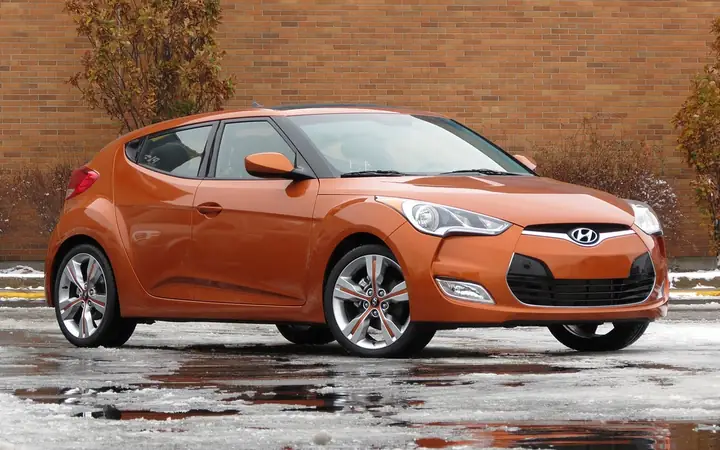 Đánh Giá Chi Tiết Mazda Veloster: Dòng Hatchback Thể Thao Của Mazda Đánh Giá Chi Tiết Mazda Veloster: Dòng Hatchback Thể Thao Của Mazda
