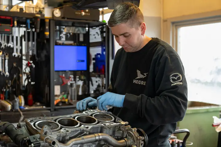 Đánh Giá Chi Tiết Xưởng Mazda Chính Hãng: Dịch Vụ Bảo Dưỡng & Sửa Chữa Đáng Tin Cậy Đánh Giá Chi Tiết Xưởng Mazda Chính Hãng: Dịch Vụ Bảo Dưỡng & Sửa Chữa Đáng Tin Cậy