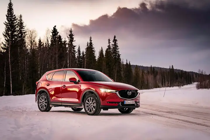 Mazda Winter: Hướng Dẫn Chi Tiết Vận Hành An Toàn & Bảo Dưỡng Xe Trong Mùa Đông Mazda Winter: Hướng Dẫn Chi Tiết Vận Hành An Toàn & Bảo Dưỡng Xe Trong Mùa Đông