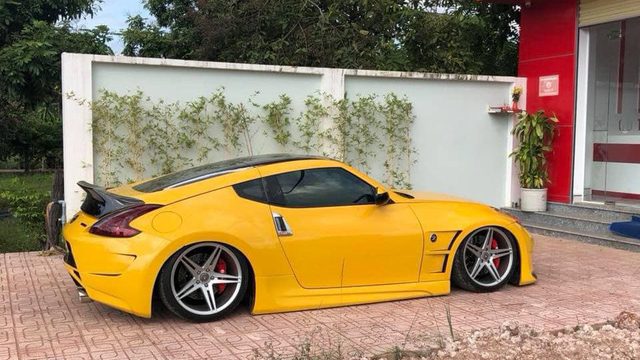 nissan 2 cửa - Hình 3