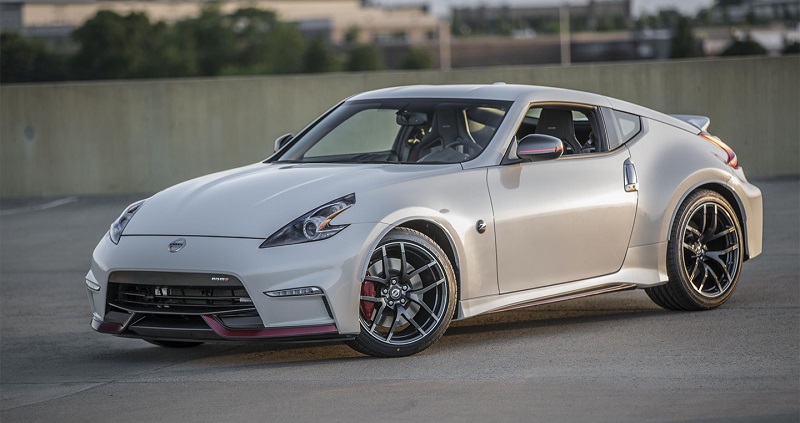 nissan 370z giá bao nhiêu