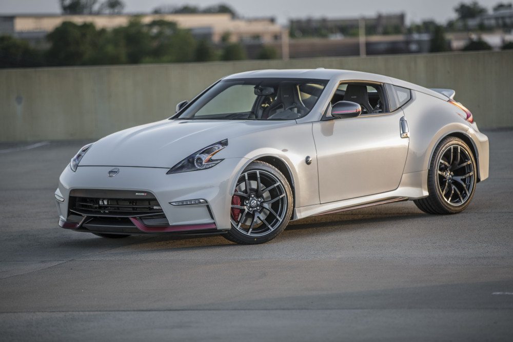 nissan nismo 370z - Hình 5