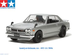 nissan skyline 2000