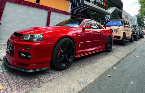 nissan skyline gtr r34 giá bao nhiều - Hình 4