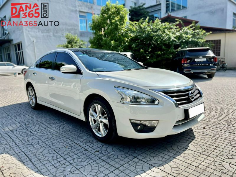 nissan sunny 2013 - Hình 3