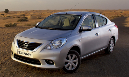 nissan sunny 2013 - Hình 1